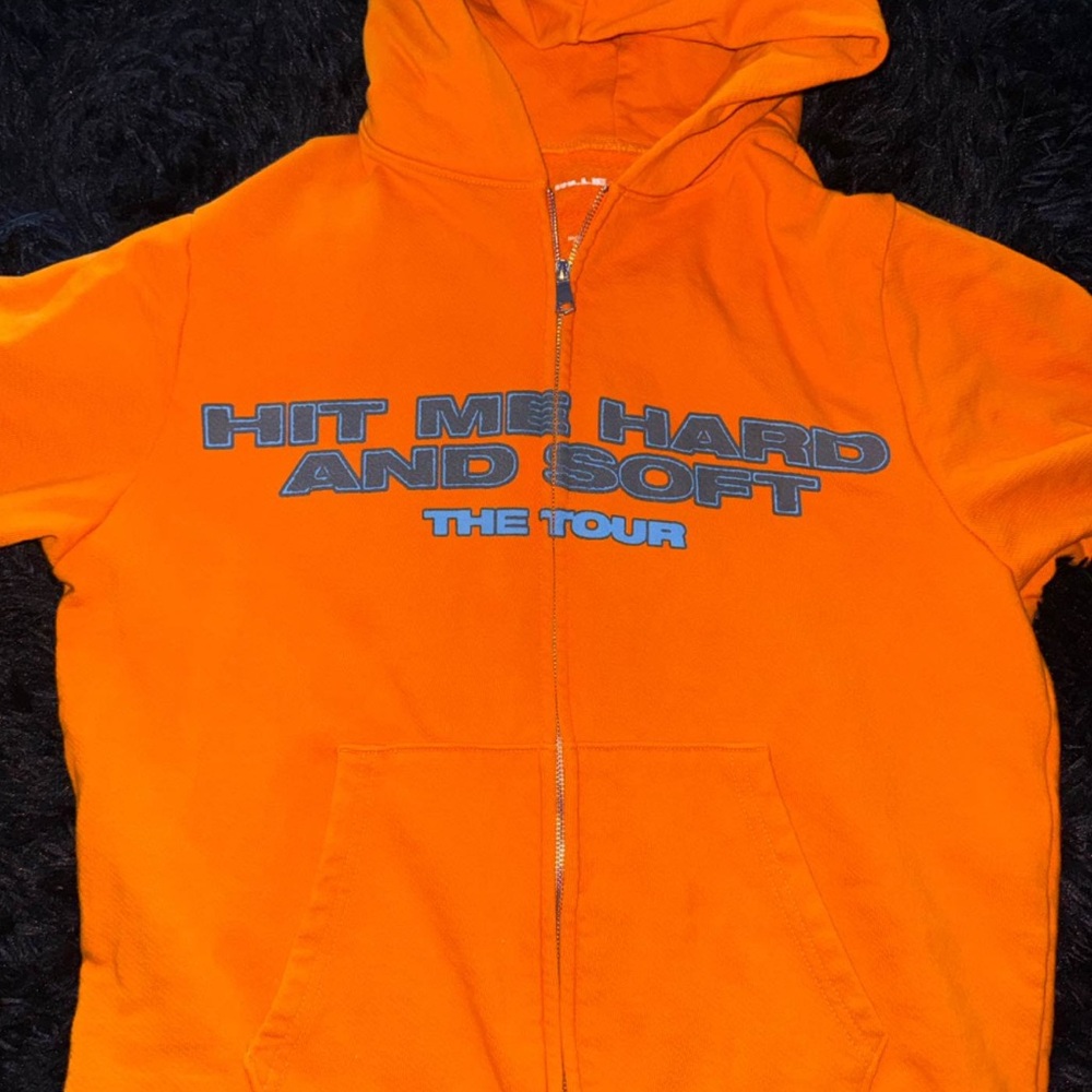 billie eilish tour zip up